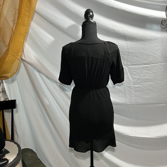 Showroom Black Cinched Waist Dress, lined skirt and cinched neck line. Size XS - Picture 2 of 3